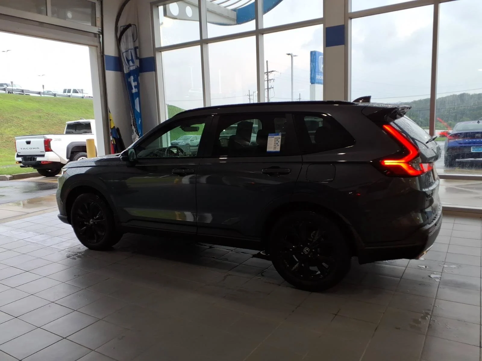 2026 Honda CR-V Sport Touring - Photo 8