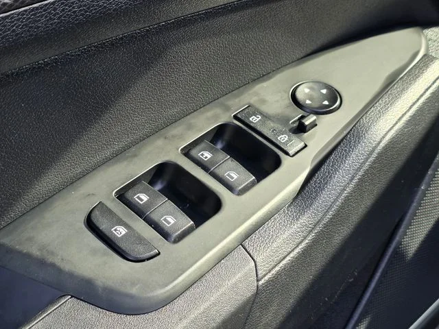 Certified Used 2024 Gray Kia LX image 19