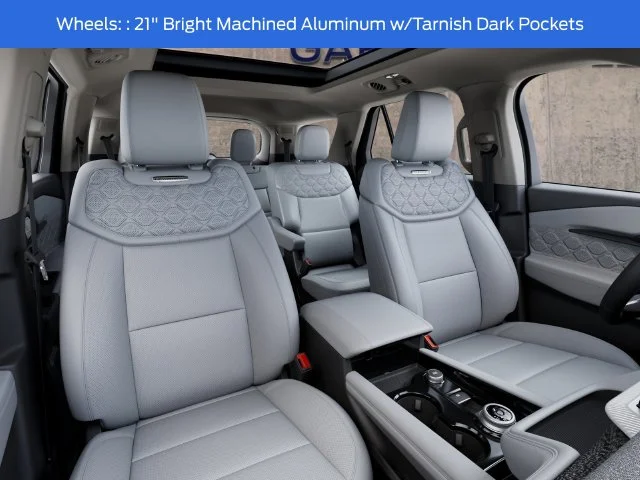 New 2027 Ruby Red Metallic Tinted Clearcoat Ford Platinum™ image 11