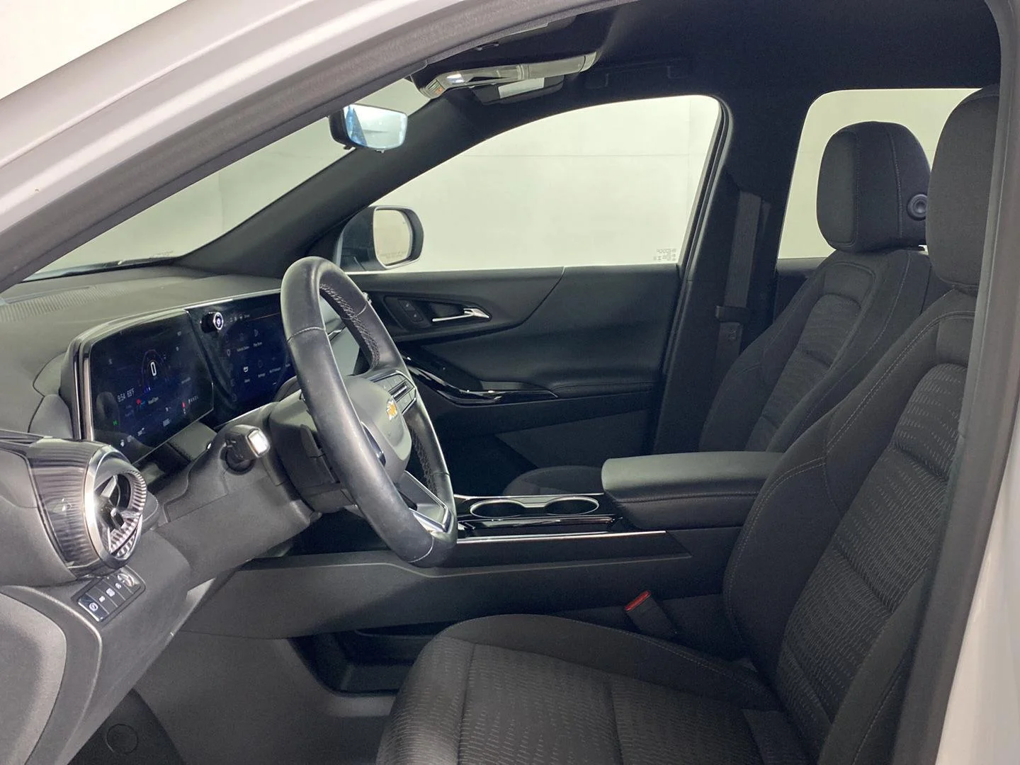 Used 2025  Chevrolet LT image 14