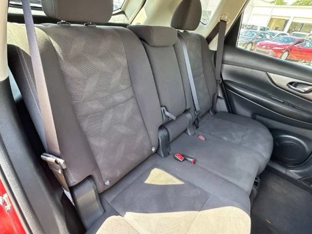 Used 2016 Red Nissan SV image 30