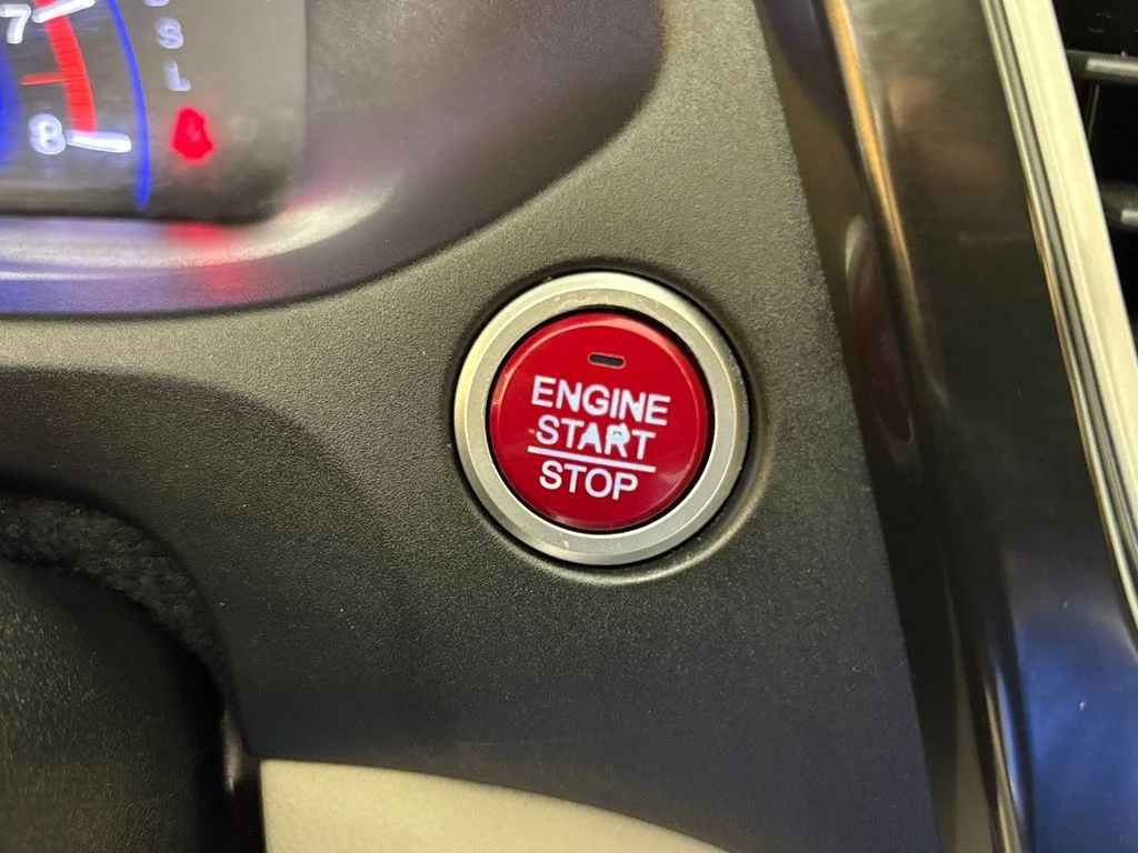 Used 2015  Honda EX image 25