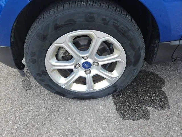 Used 2020 Blue Ford SE image 9