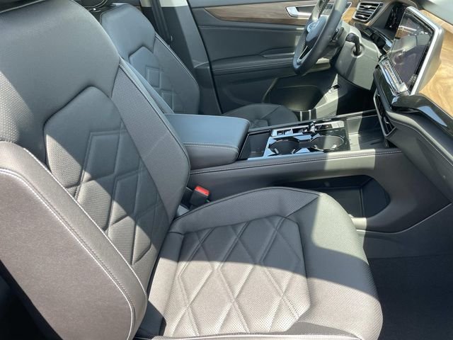 New 2026 Black Volkswagen 2.0T SE w/Technology image 27