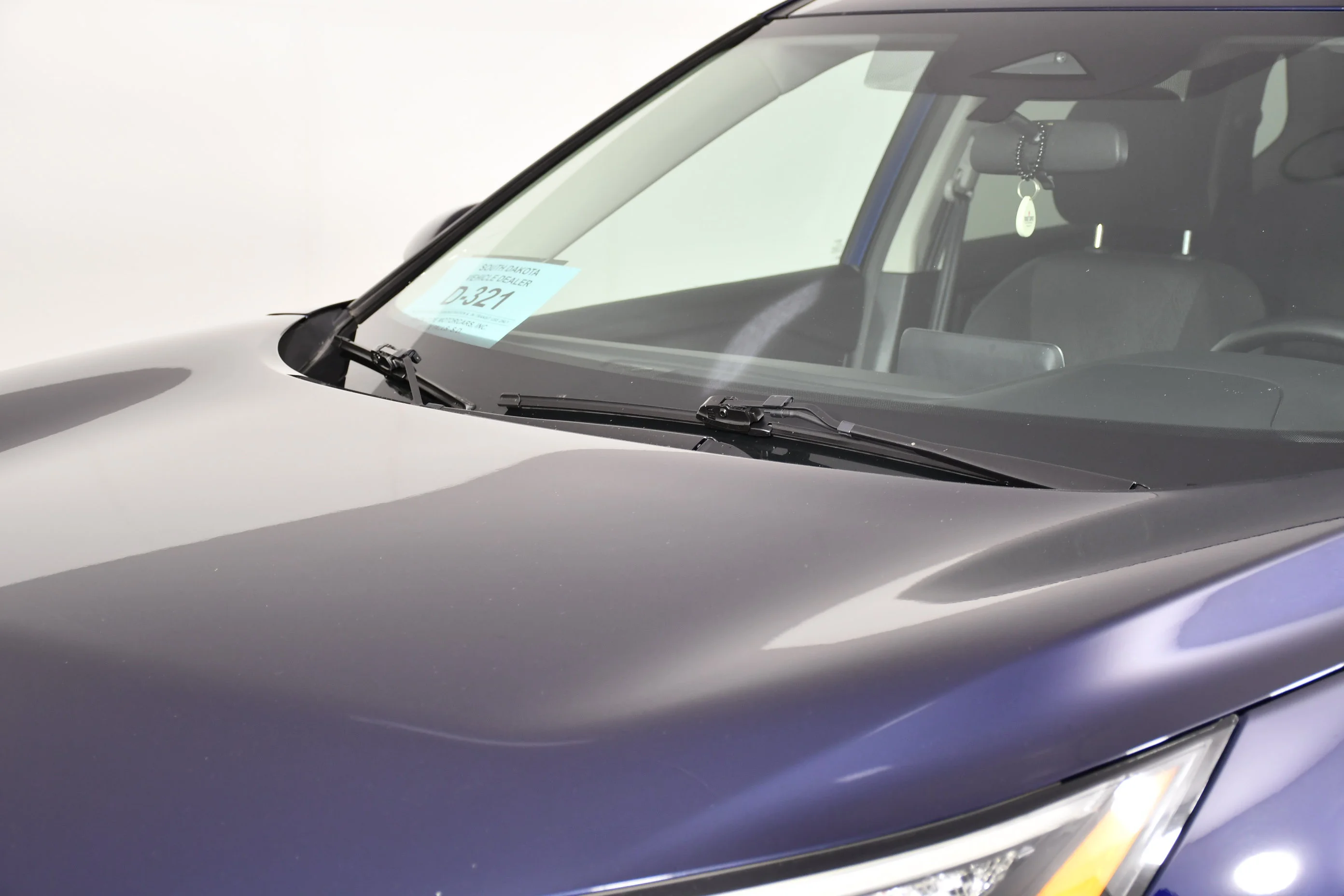 Used 2025 Deep Ocean Blue Pearl Nissan SV image 12