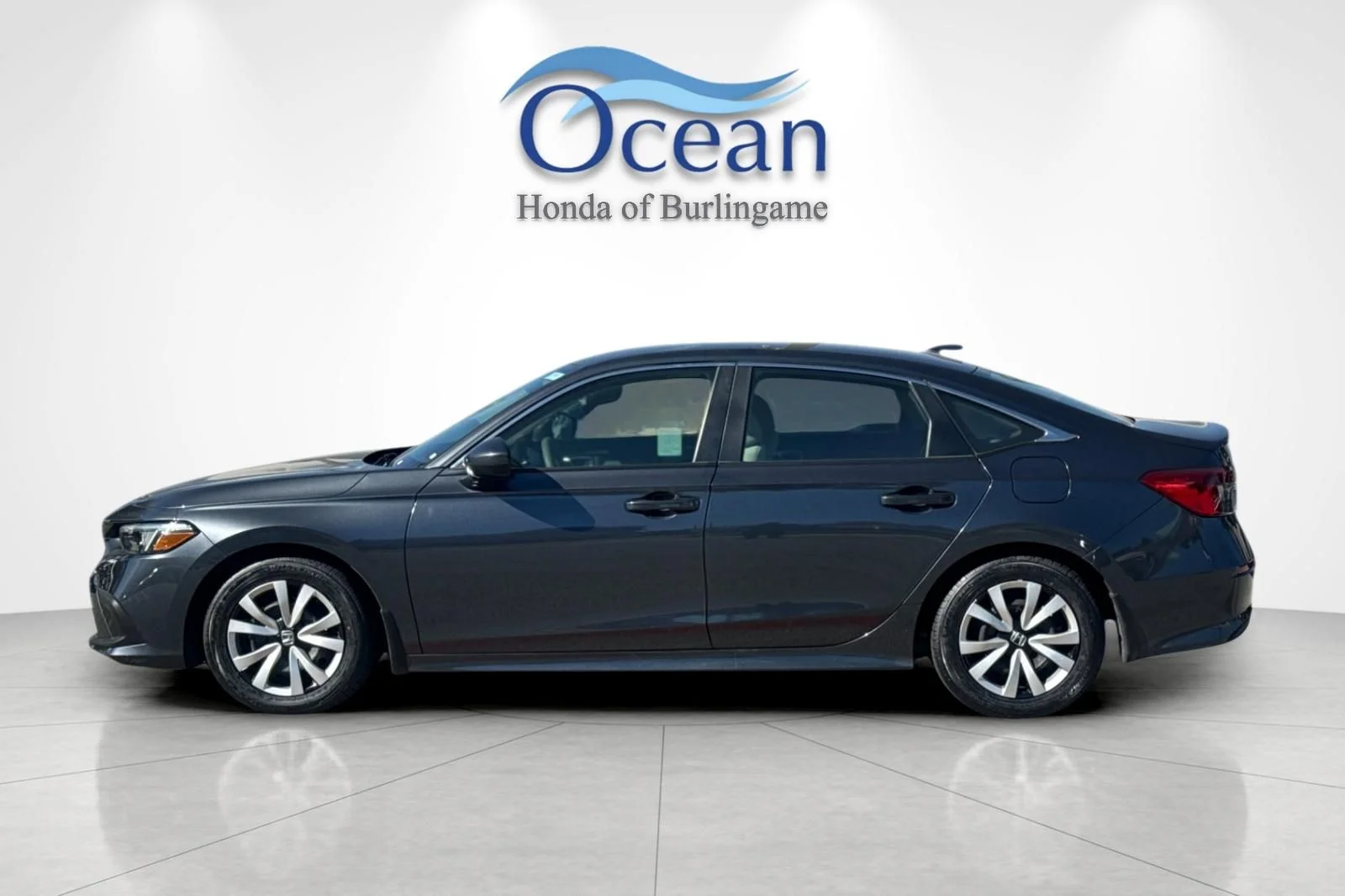 Certified Used 2024 Meteorite Gray Metallic Honda LX image 7