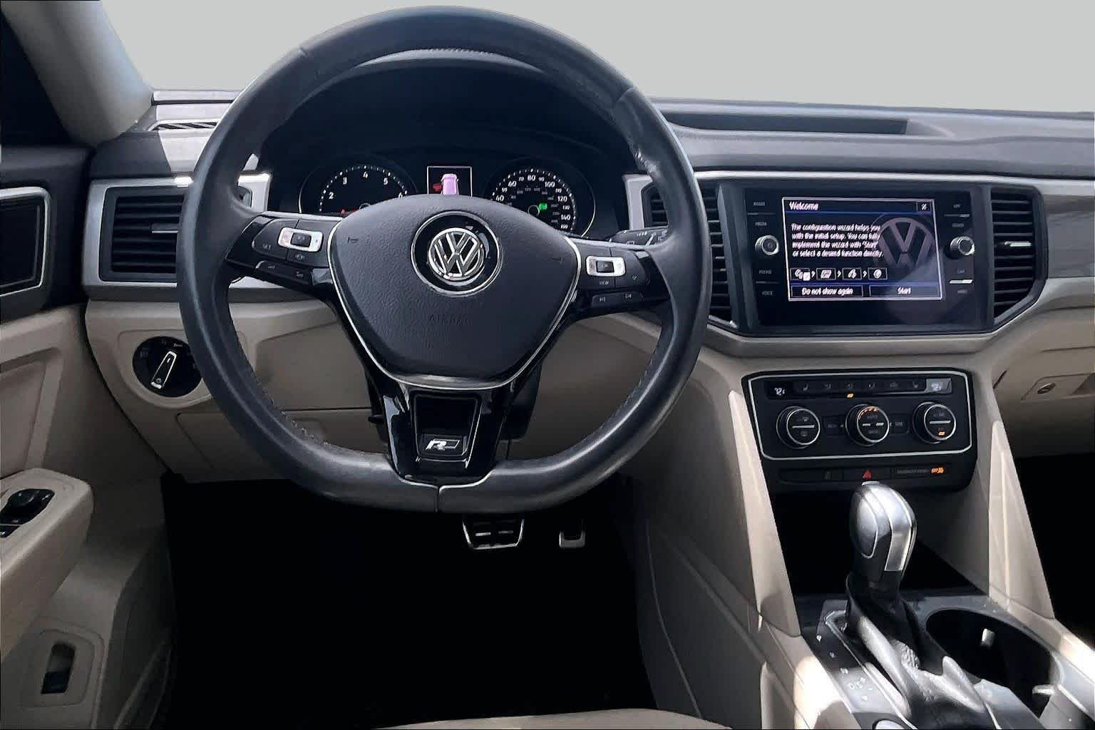 Used 2020 Pure White Volkswagen 3.6L V6 SE w/Technology R-Line image 6
