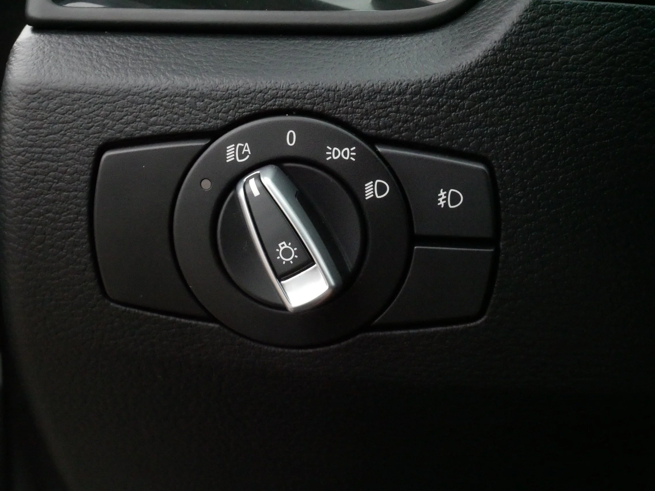 Used 2014 Gray BMW xDrive28i image 28