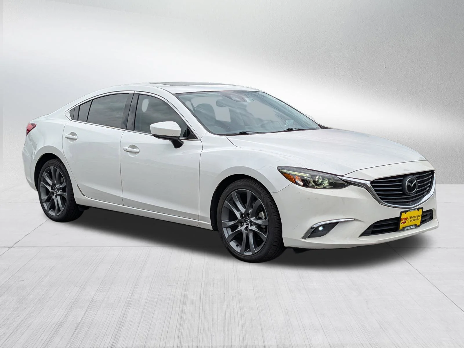 2017 Mazda EZ-6 i Grand Touring Auto's photo