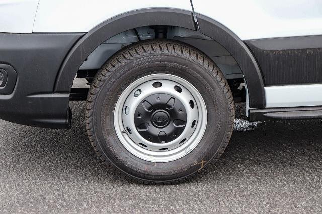 New 2026 Oxford White Ford Cargo Van image 37