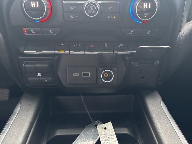 2019 Chevrolet Silverado 1500 RST - Photo 34