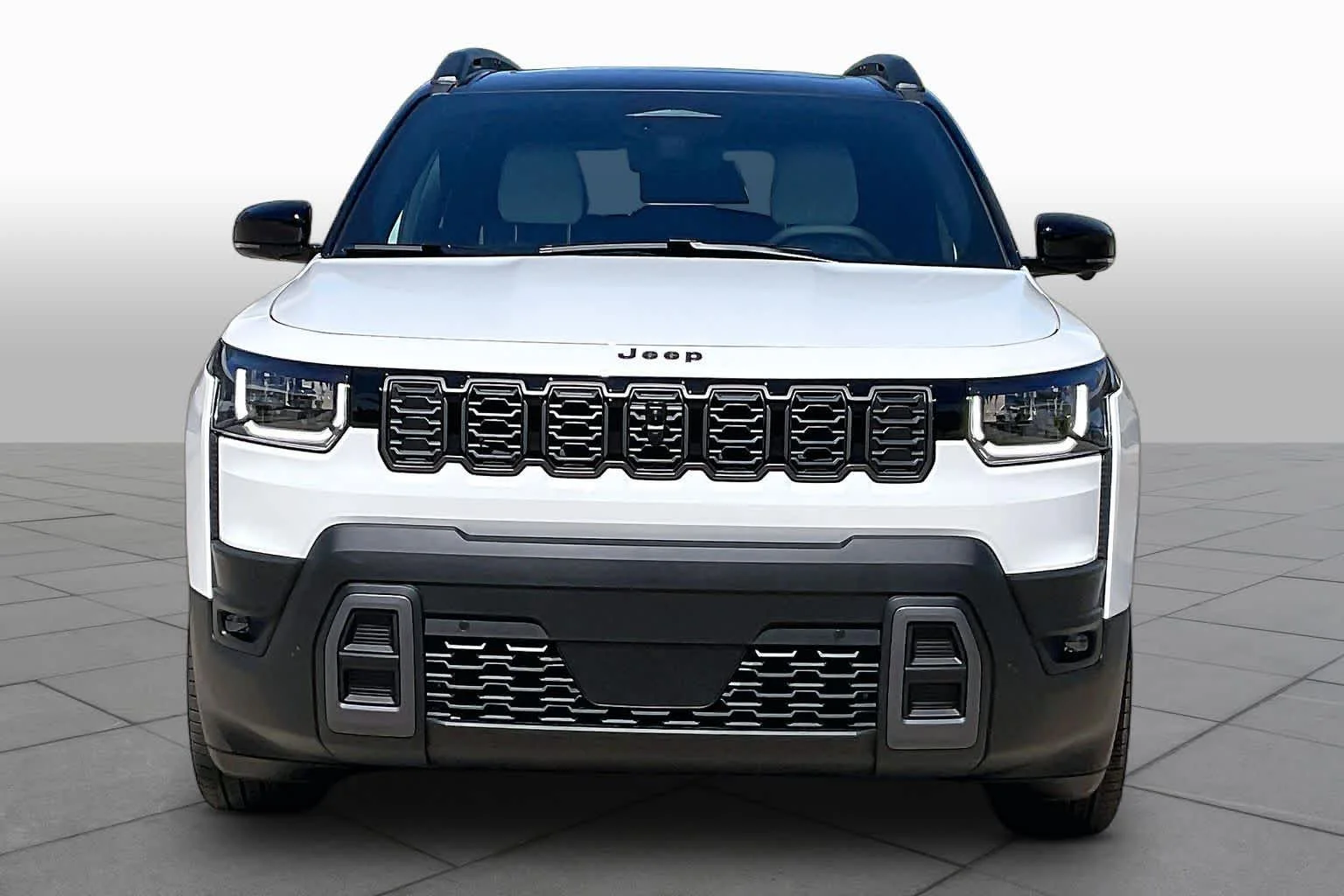 New 2026 Bright White Clear-Coat Exterior Paint Jeep Overland image 3