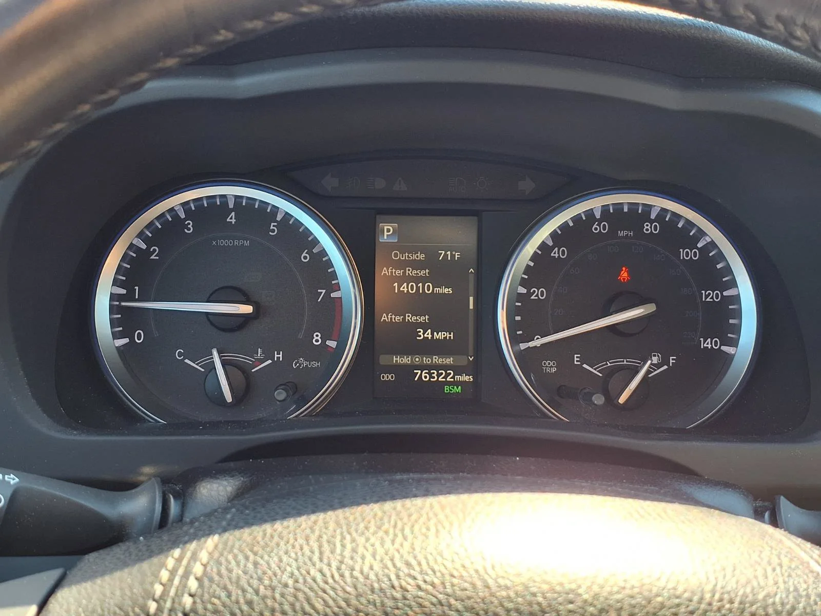 Certified Used 2018 Predawn Gray Mica Toyota XLE image 17