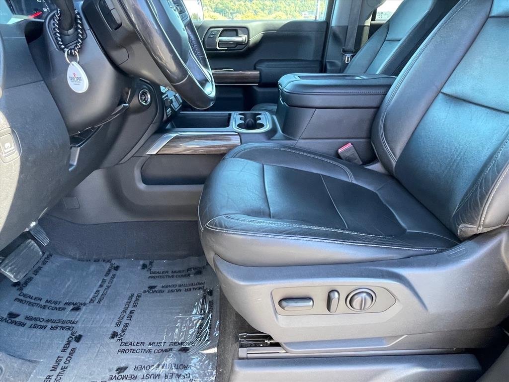 Used 2020 NORTHSKY BLUE METALLIC Chevrolet RST image 23