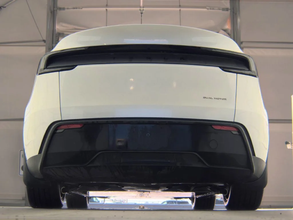 Used 2026 White Tesla  image 7