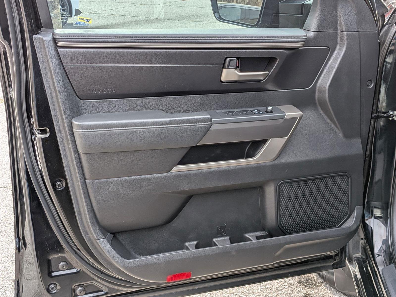 Used 2022 Midnight Black Metallic Toyota SR5 image 11