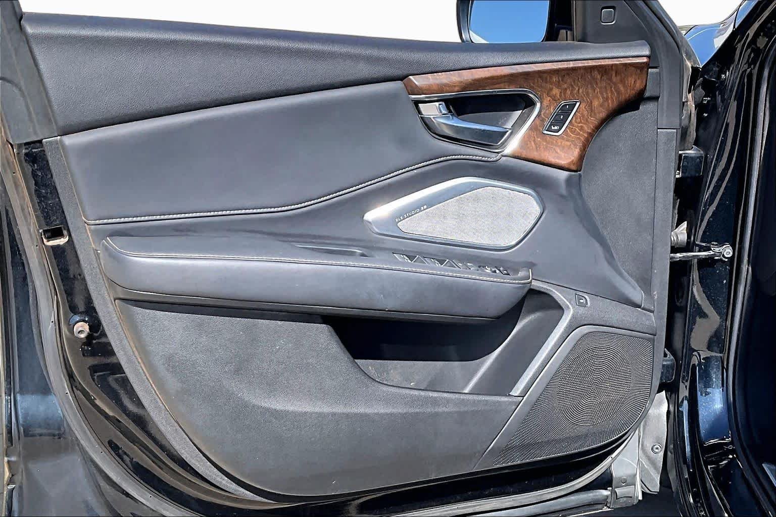 Used 2019 Majestic Black Pearl Acura w/Advance Pkg image 25