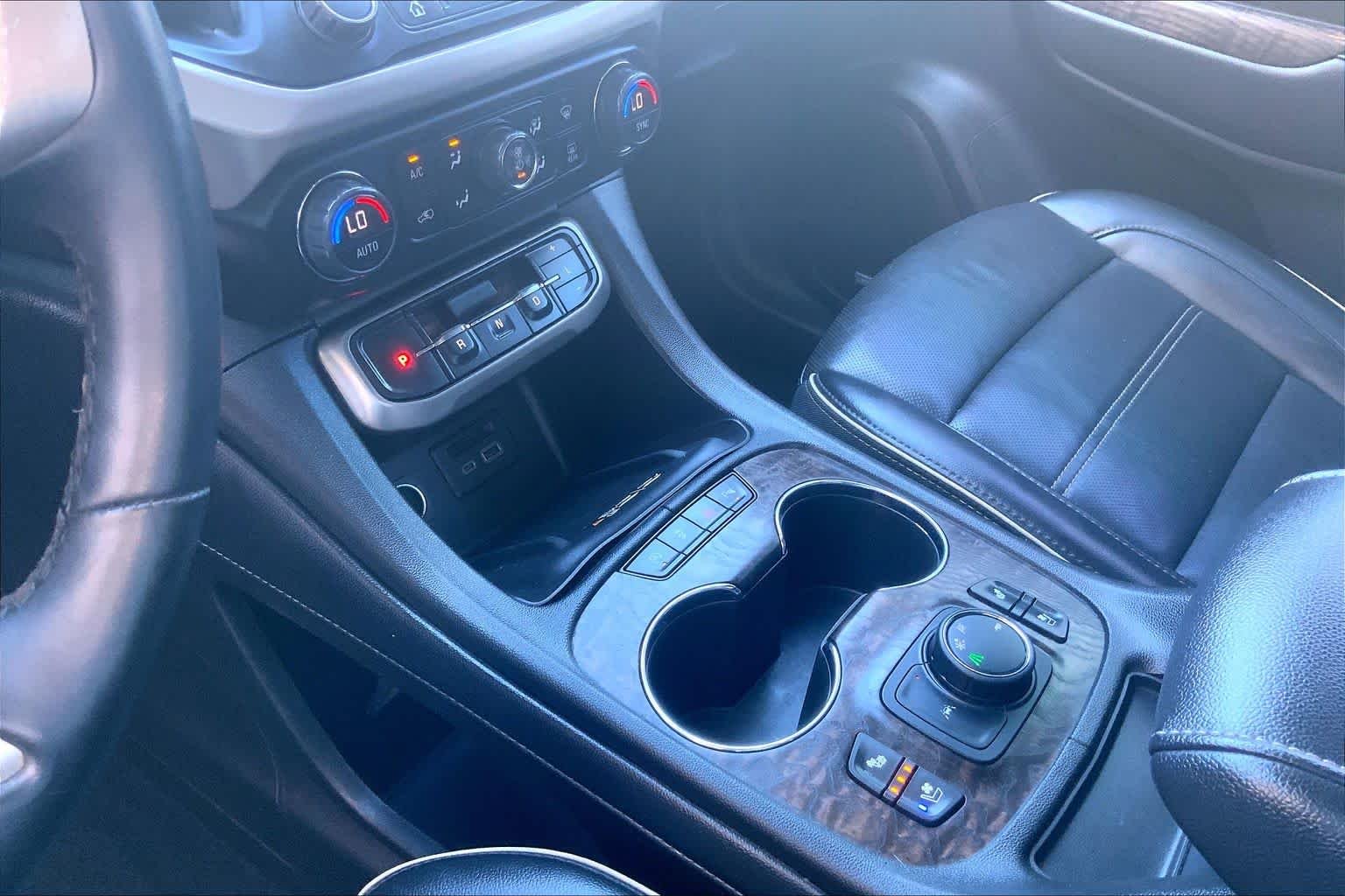 Used 2023 Ultra Blue Metallic GMC Denali image 17