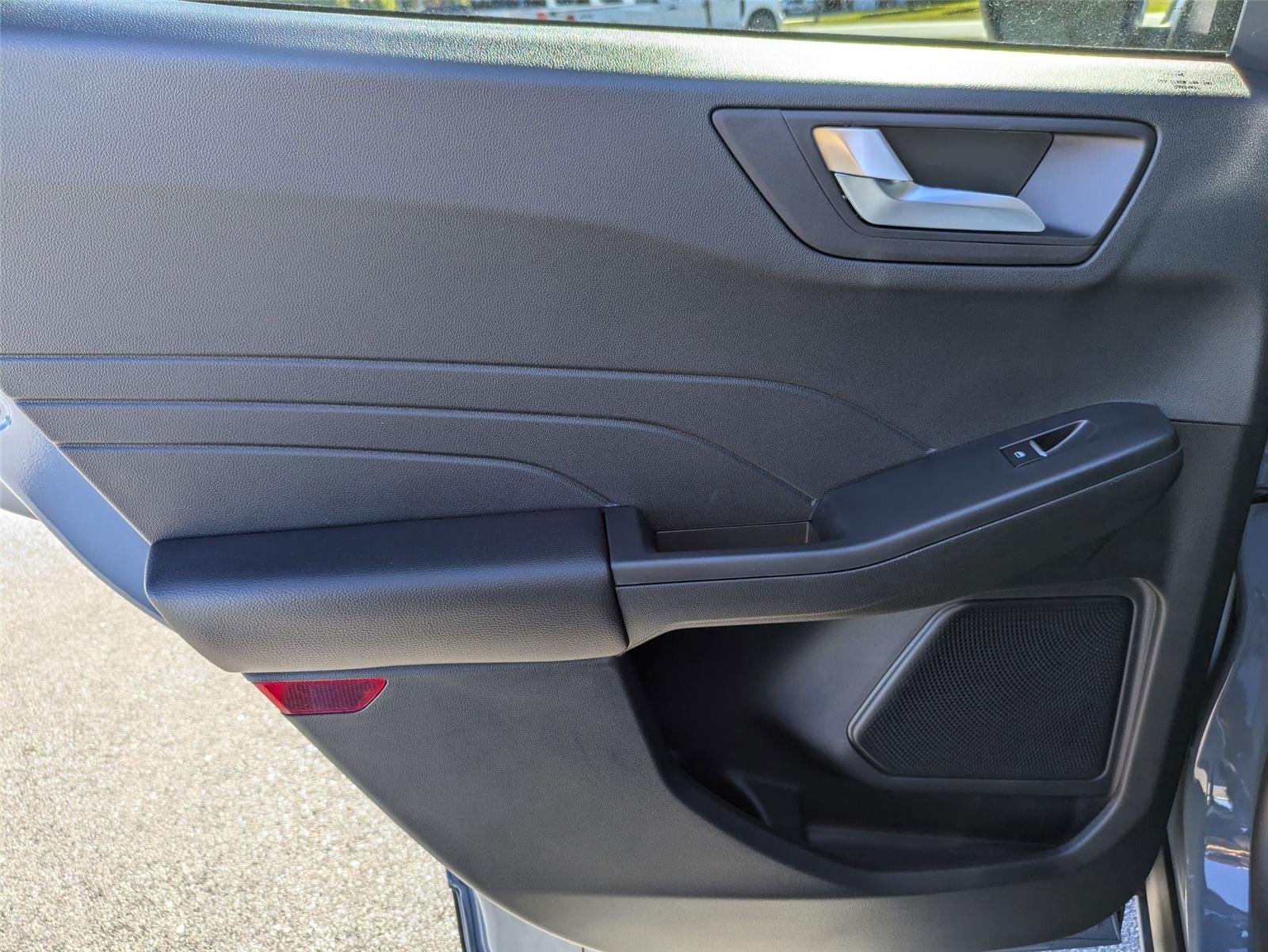New 2025 Vapor Blue Metallic Ford PHEV image 27