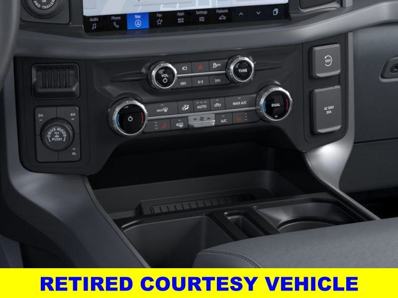 2025 Ford F-150 XLT - Photo 15