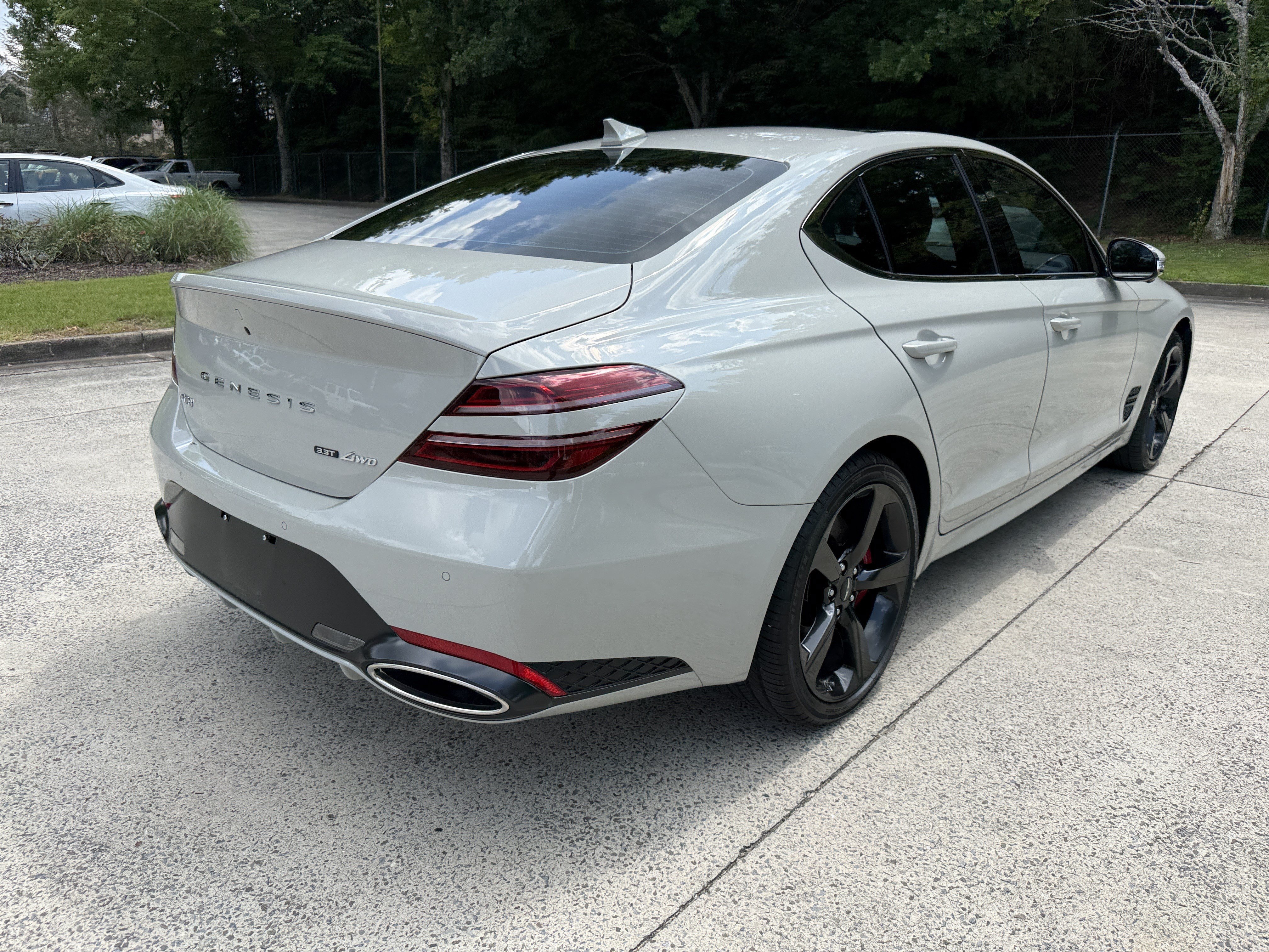 Used 2026 Vatna Gray Genesis 3.3T Sport Prestige image 7