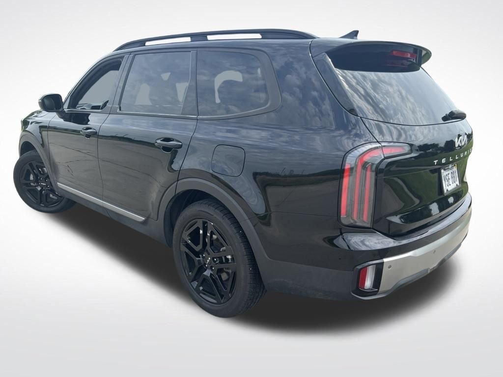 Used 2023 Black Kia EX X-Line image 5