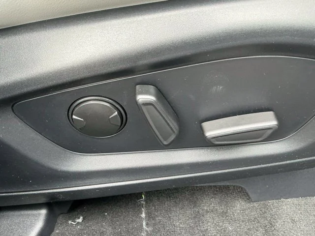 New 2026 Vapor Blue Metallic Ford Active image 31