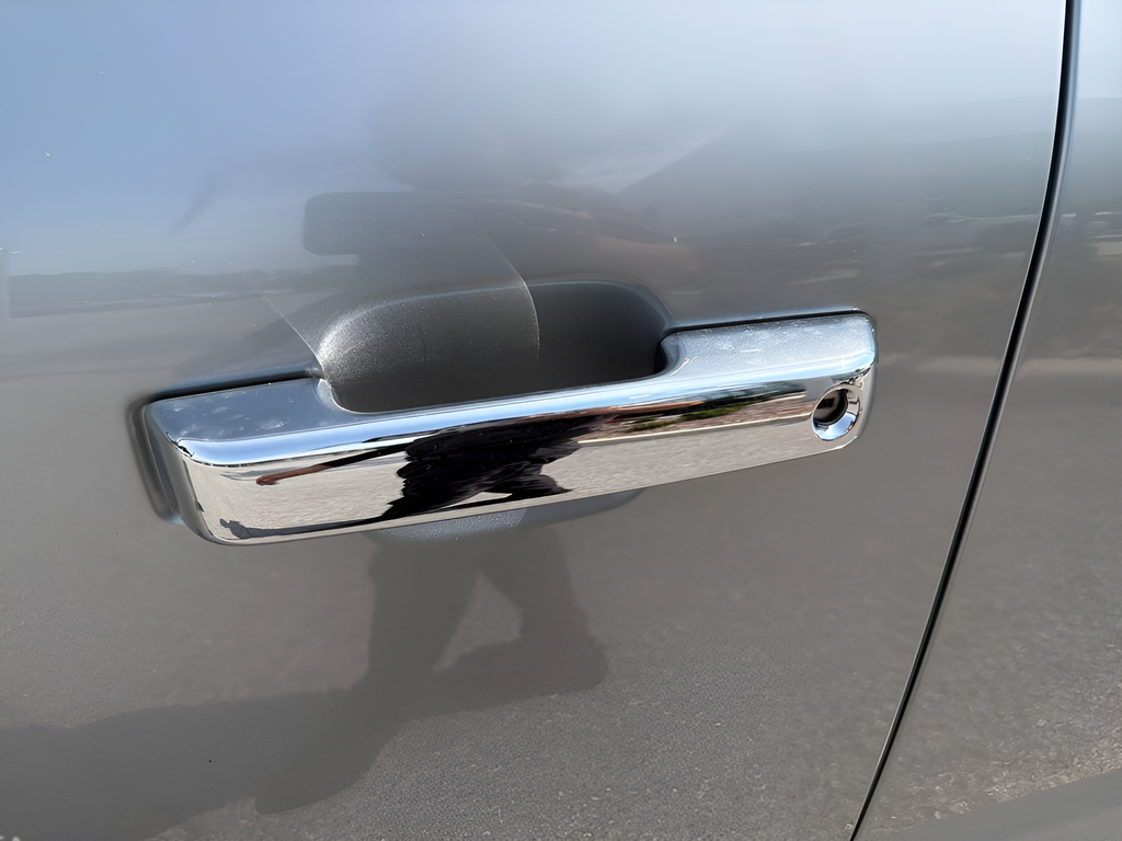 Used 2025 Silver Ford XLT image 40