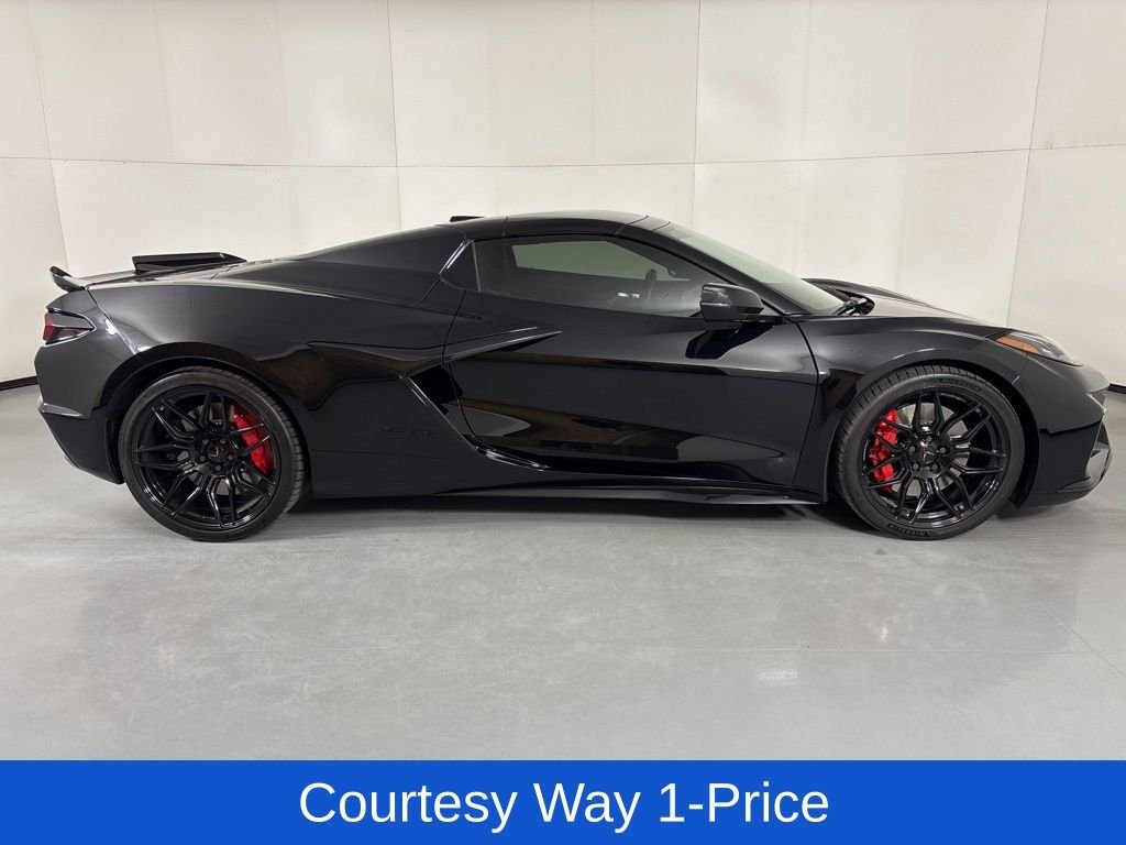 2023 Chevrolet Corvette 3LZ - Photo 12