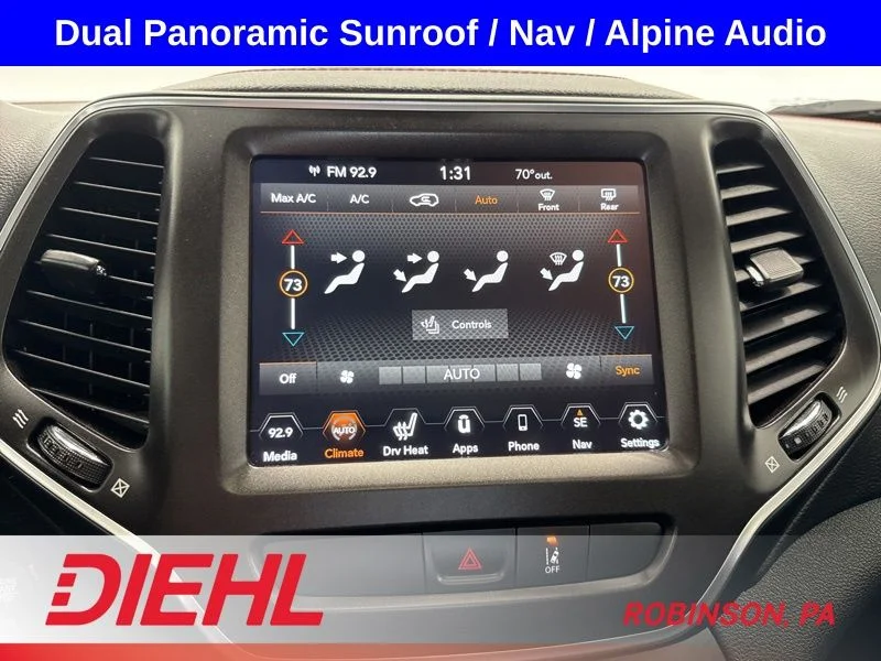 Used 2022 Silver Jeep Trailhawk image 31