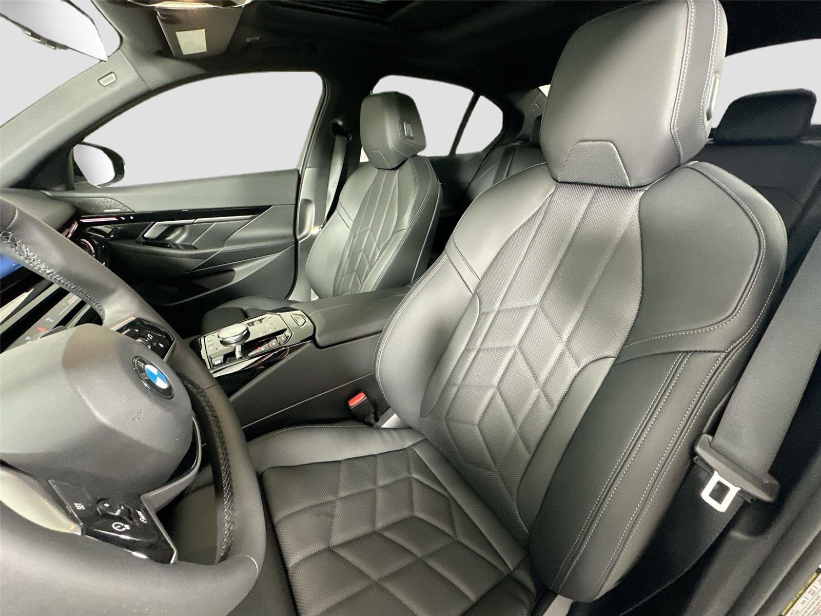 New 2026 Black Sapphire Metallic BMW 530i xDrive image 22