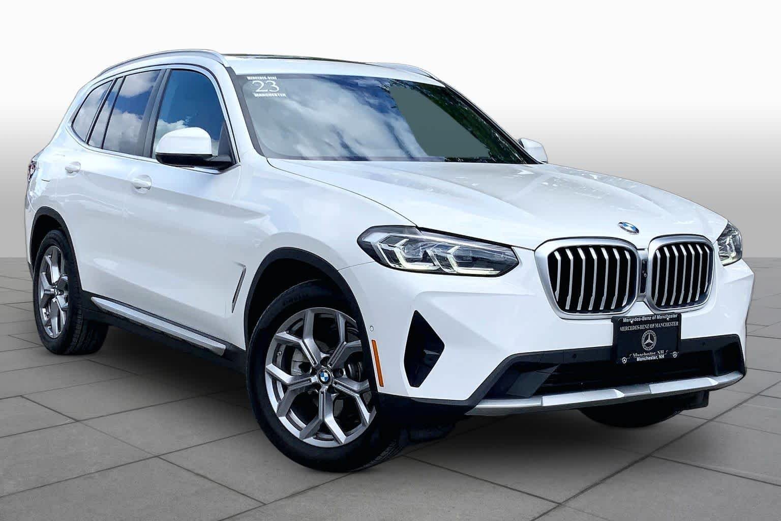 Used 2023 Alpine White BMW xDrive30i image 3