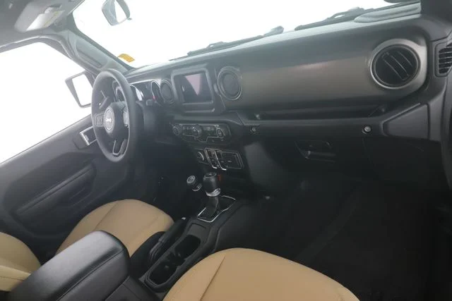 Used 2023 Black Jeep Sport S image 28