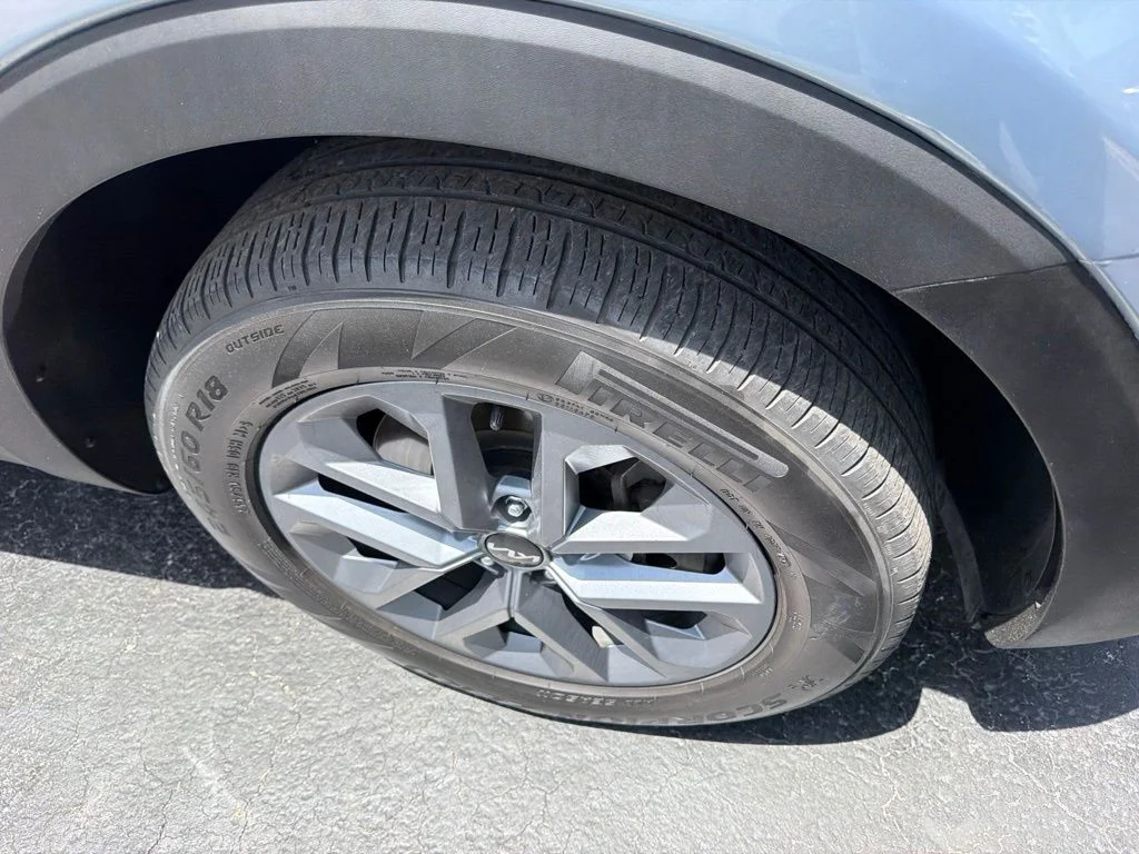 Used 2024 Everlasting Silver Kia LX image 12