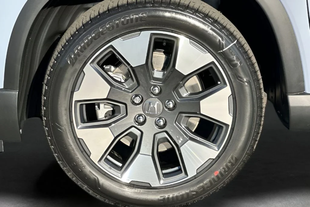New 2026 Sonic Gray Pearl Honda Elite image 33