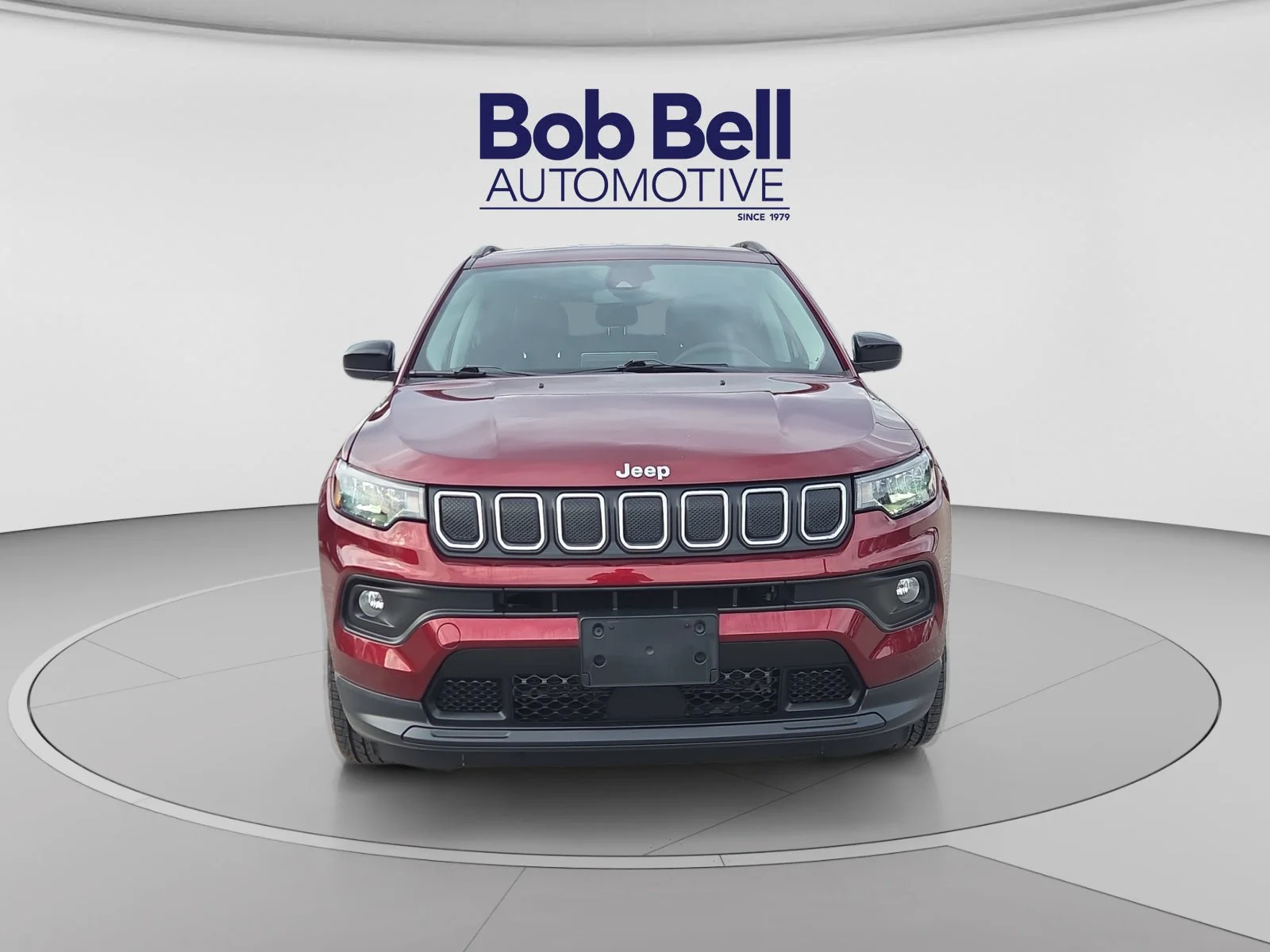 Used 2022 Red Jeep Latitude image 8