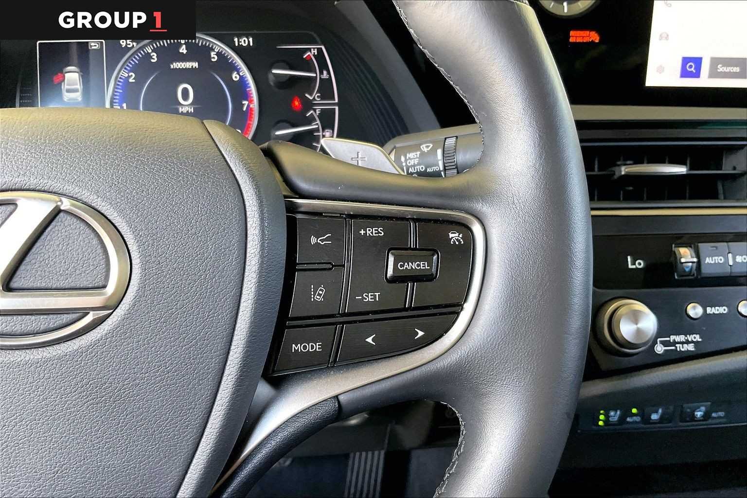 Used 2025 Iridium Lexus  image 22