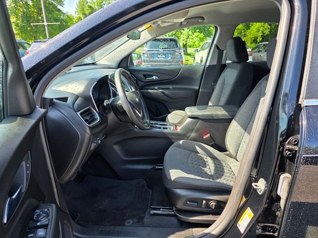 Used 2022 Black Metallic Chevrolet LT image 17