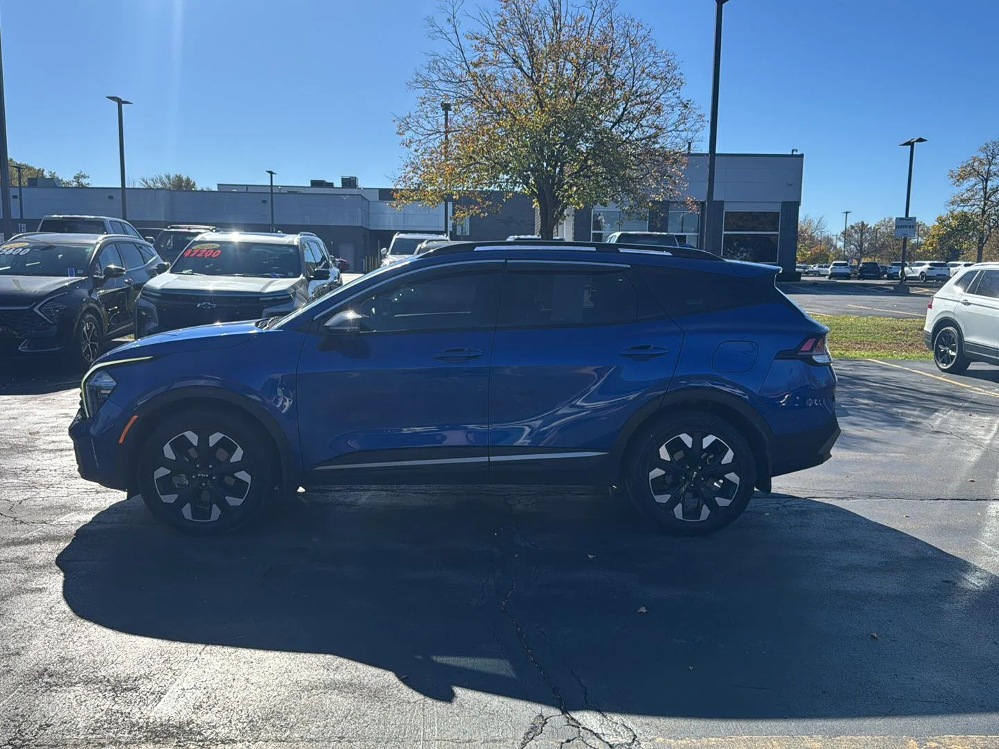 Used 2023 Sapphire Blue Kia X-Line image 6
