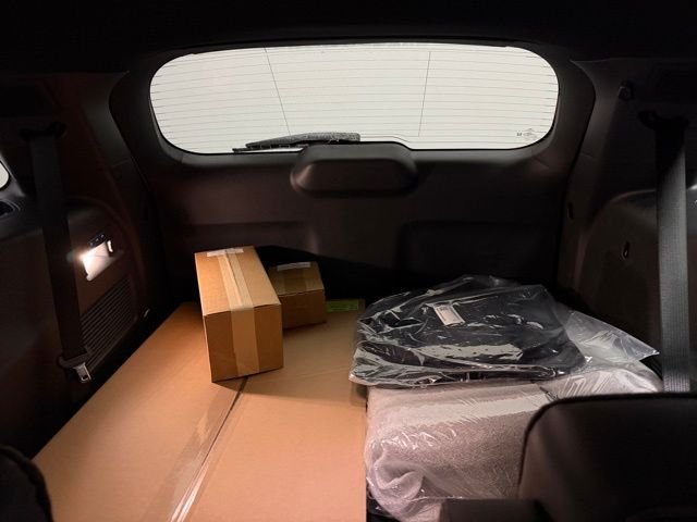 New 2026 Star White Metallic Tri-Coat Ford ST image 21