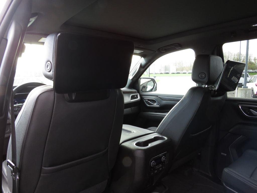 Used 2023 Summit White Chevrolet LT image 25