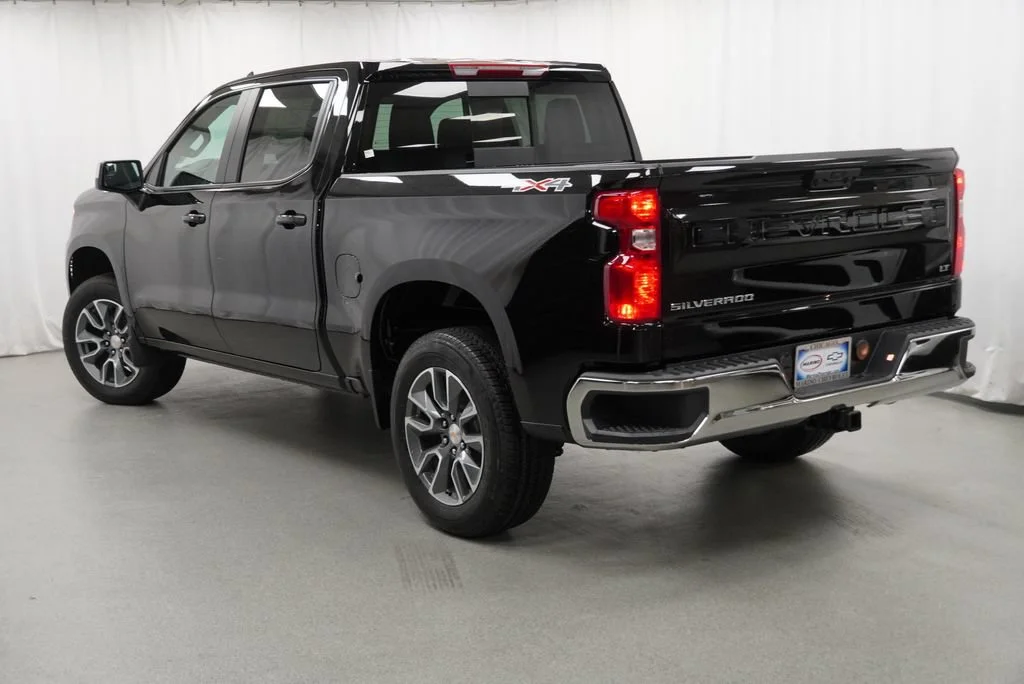 New 2026 Black Chevrolet LT image 5
