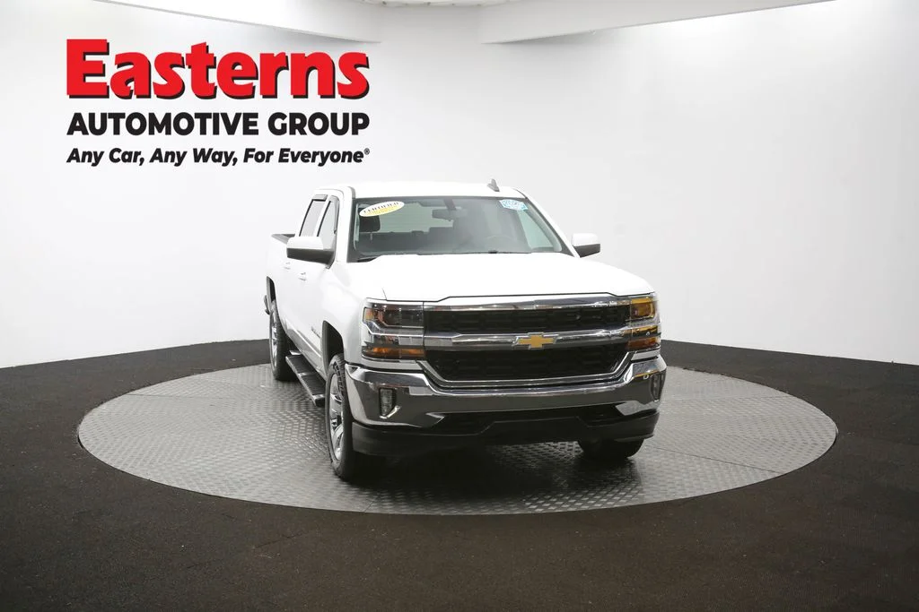 Used 2018 White Chevrolet LT image 51