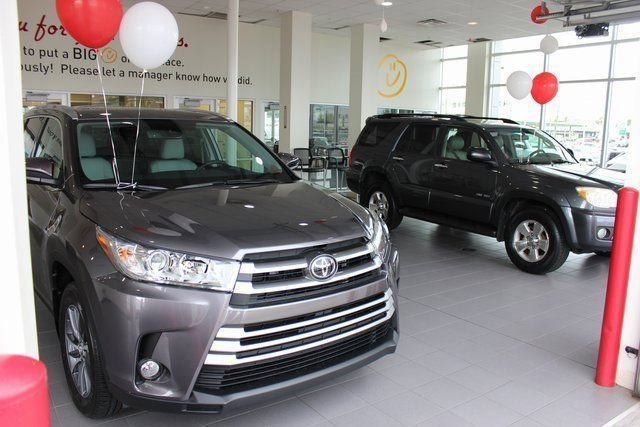 Used 2021 Black Sand Pearl Toyota LE image 19