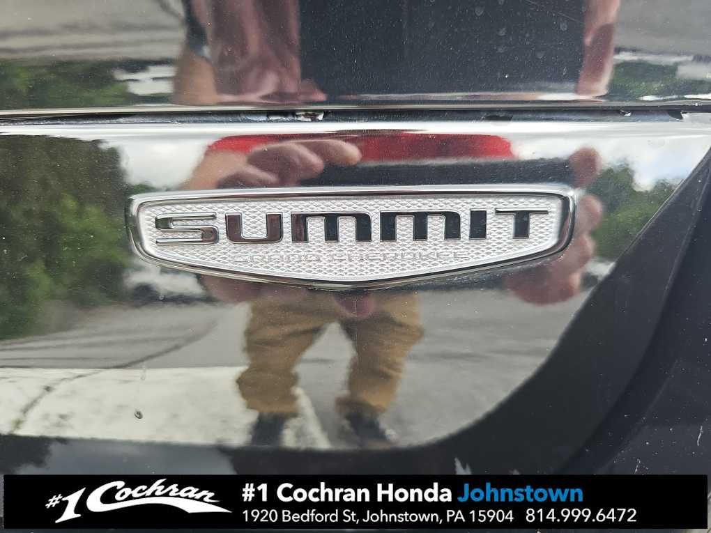 Used 2023 Diamond Black Crystal Pearlcoat Jeep Summit Reserve image 7
