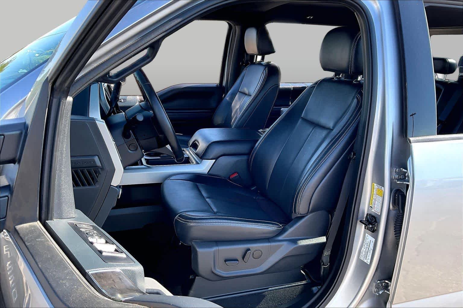 Used 2022 Iconic Silver Metallic Ford LARIAT image 8