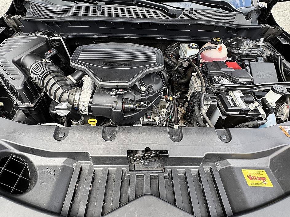 Used 2019 Black Chevrolet RS image 26