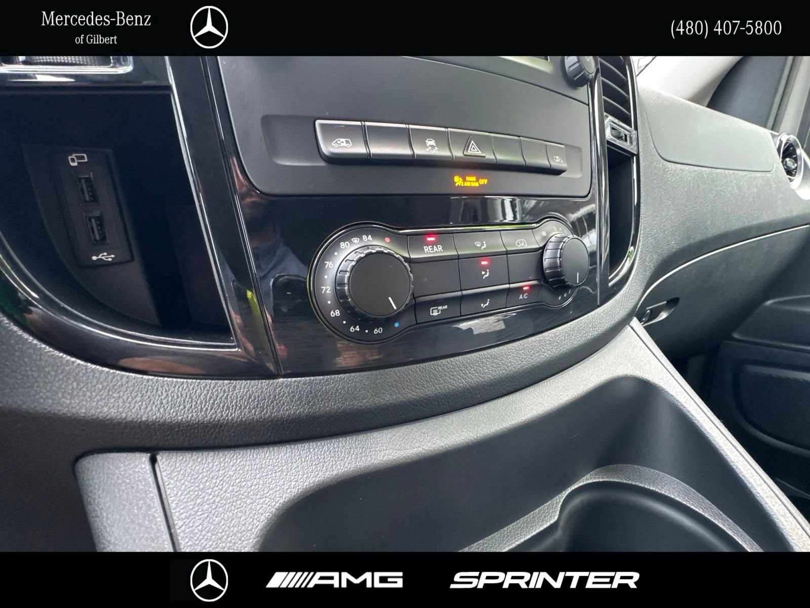 Used 2023  Mercedes-Benz Passenger image 20