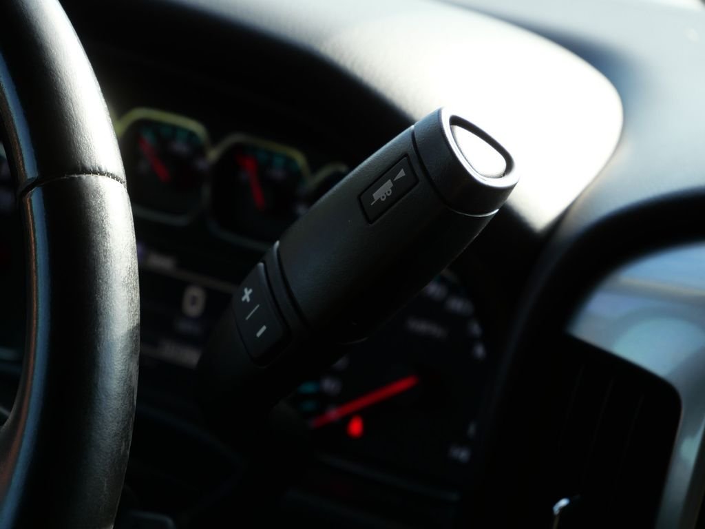 Used 2015 Gray Chevrolet LT image 18