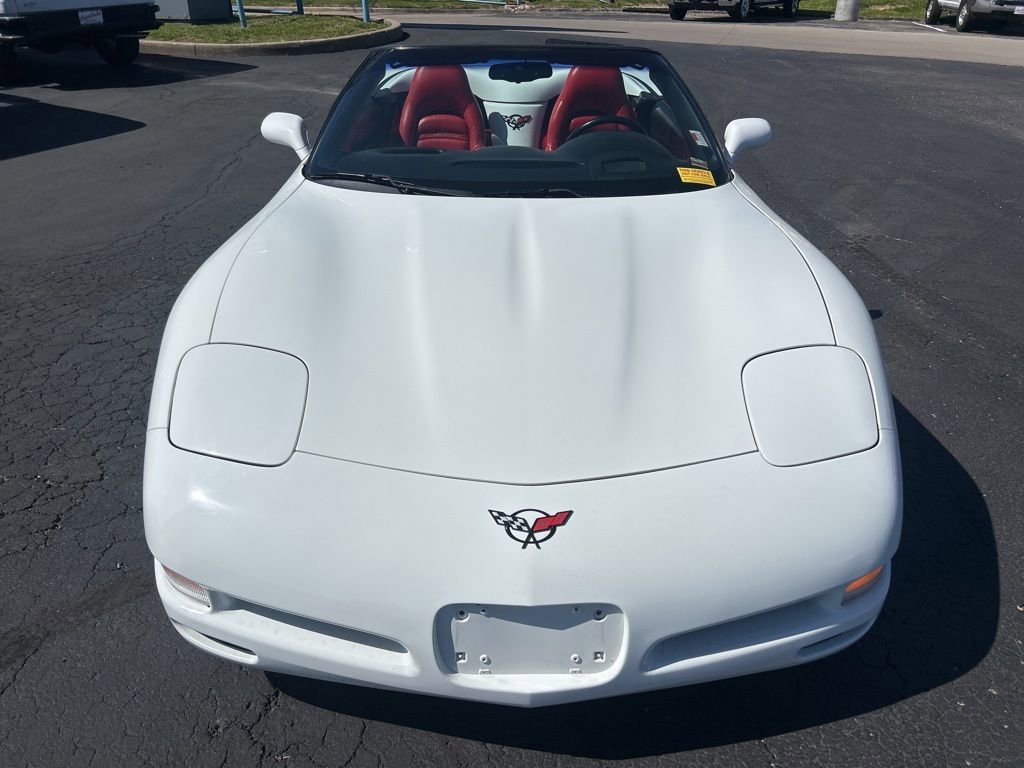 Used 2000 Chevrolet Corvette Base with VIN 1G1YY32G0Y5113123 for sale in Kansas City